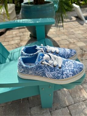 Roxy Talon Hawaiian floral Blue canvas jute women’s casual slip on sneakers NWOT